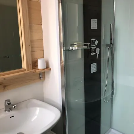 Appartement Studio - Les- Bains *